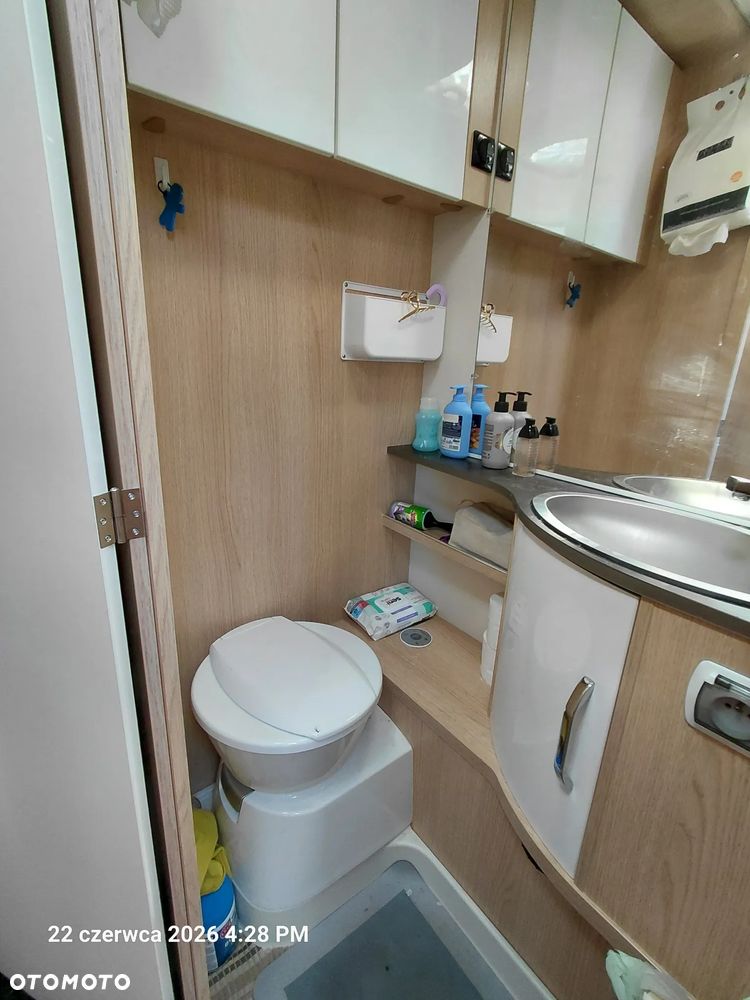Hymer-Eriba LIVING 525 - 18