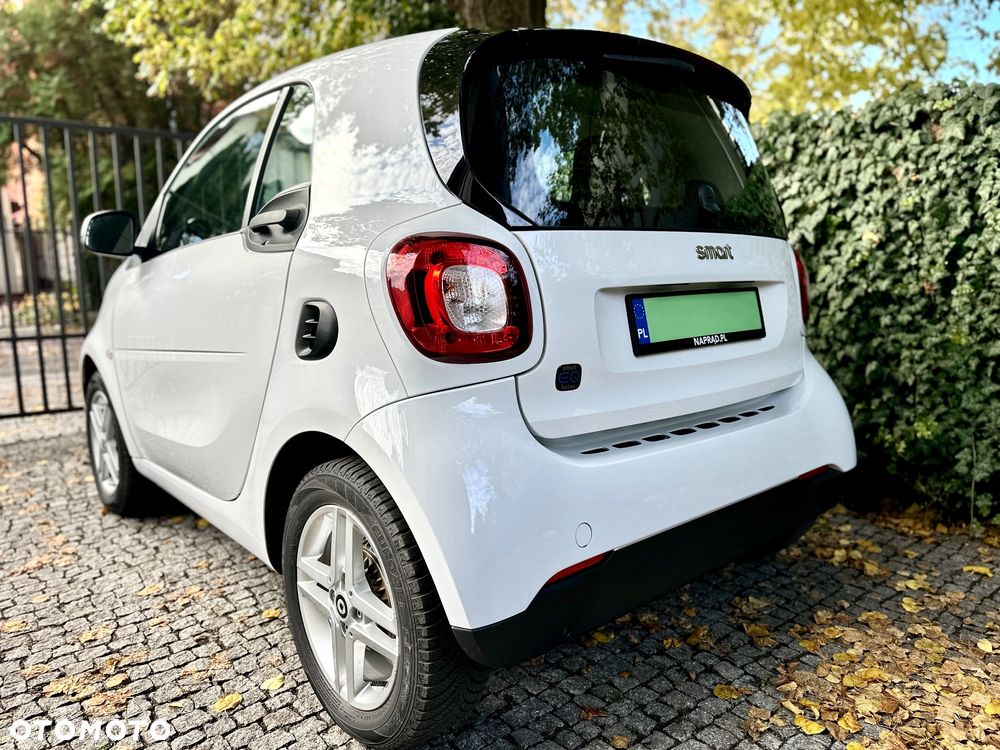 Smart Fortwo coupe EQ - 4