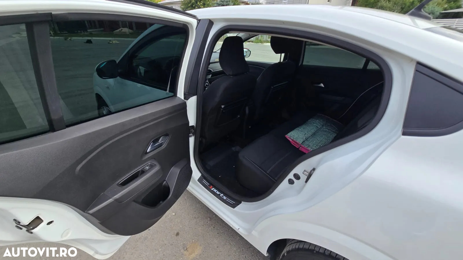 Dacia Logan ECO-G 100 MT6 Prestige - 24