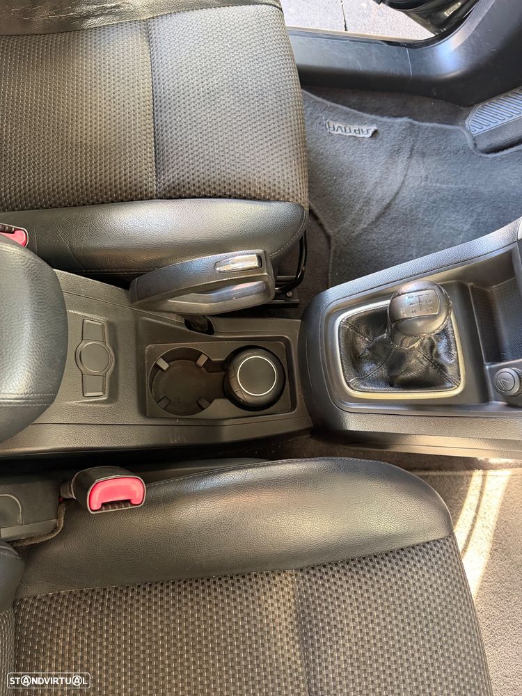 Chevrolet Captiva 2.0 VCDi Seven 7L - 25