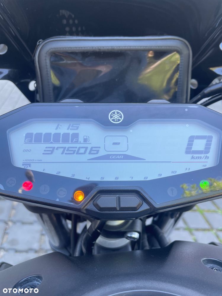 Yamaha MT - 4