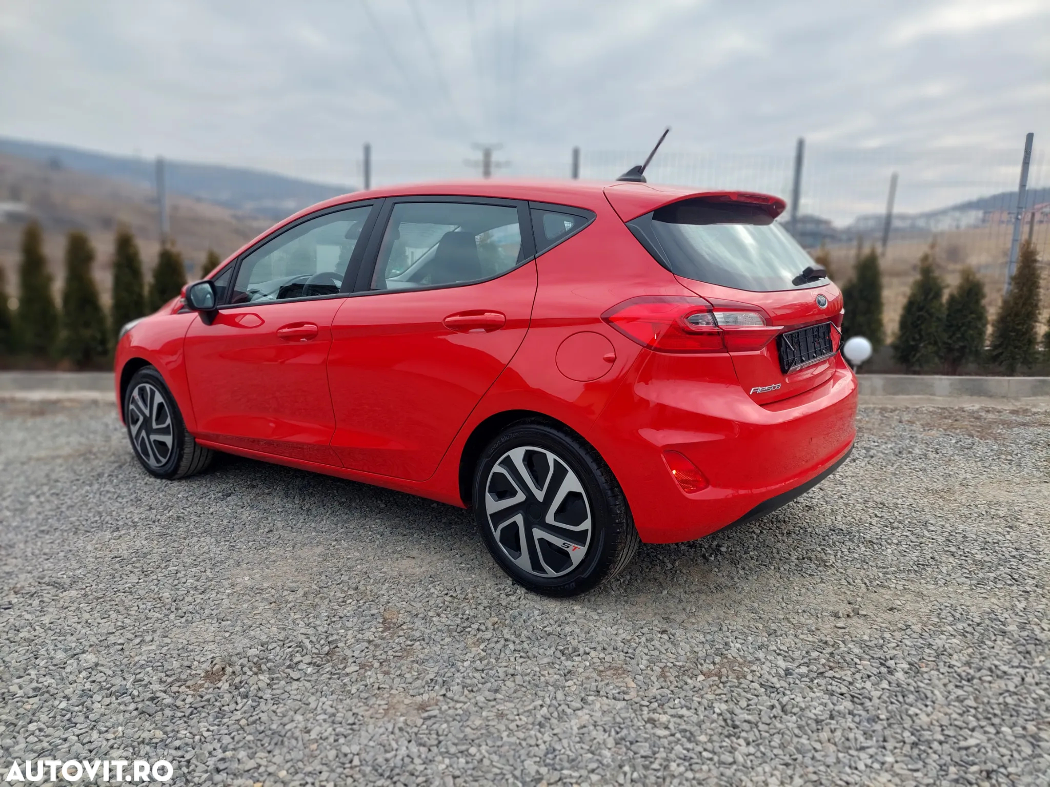 Ford Fiesta 1.5 TDCi ACTIVE - 3