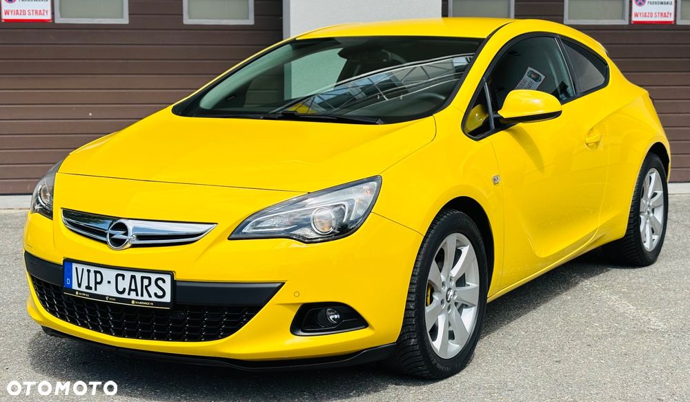 Opel Astra GTC 1.6 Turbo Edition - 4