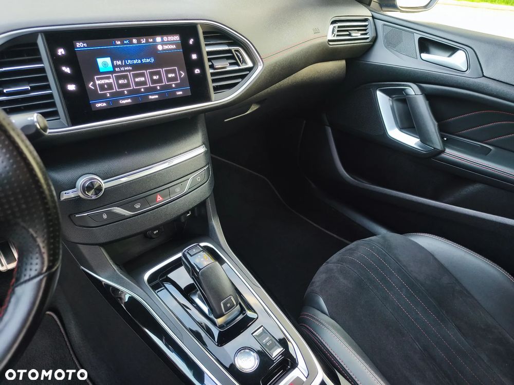Peugeot 308 1.2 PureTech GPF GT S&S EAT8 - 12