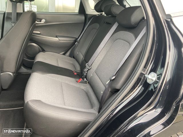 Hyundai Kauai 39 kWh Vanguard - 30