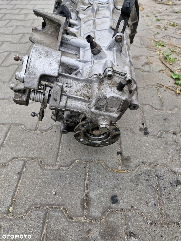 IVECO DAILY 2,3 HPI SKRZYNIA BIEGÓW 2835.6 22A14 8874020 - 4