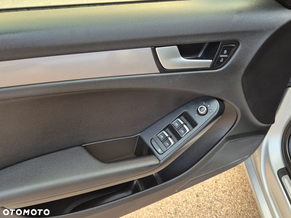 Audi A4 Avant 2.0 TDI DPF multitronic Ambiente - 9