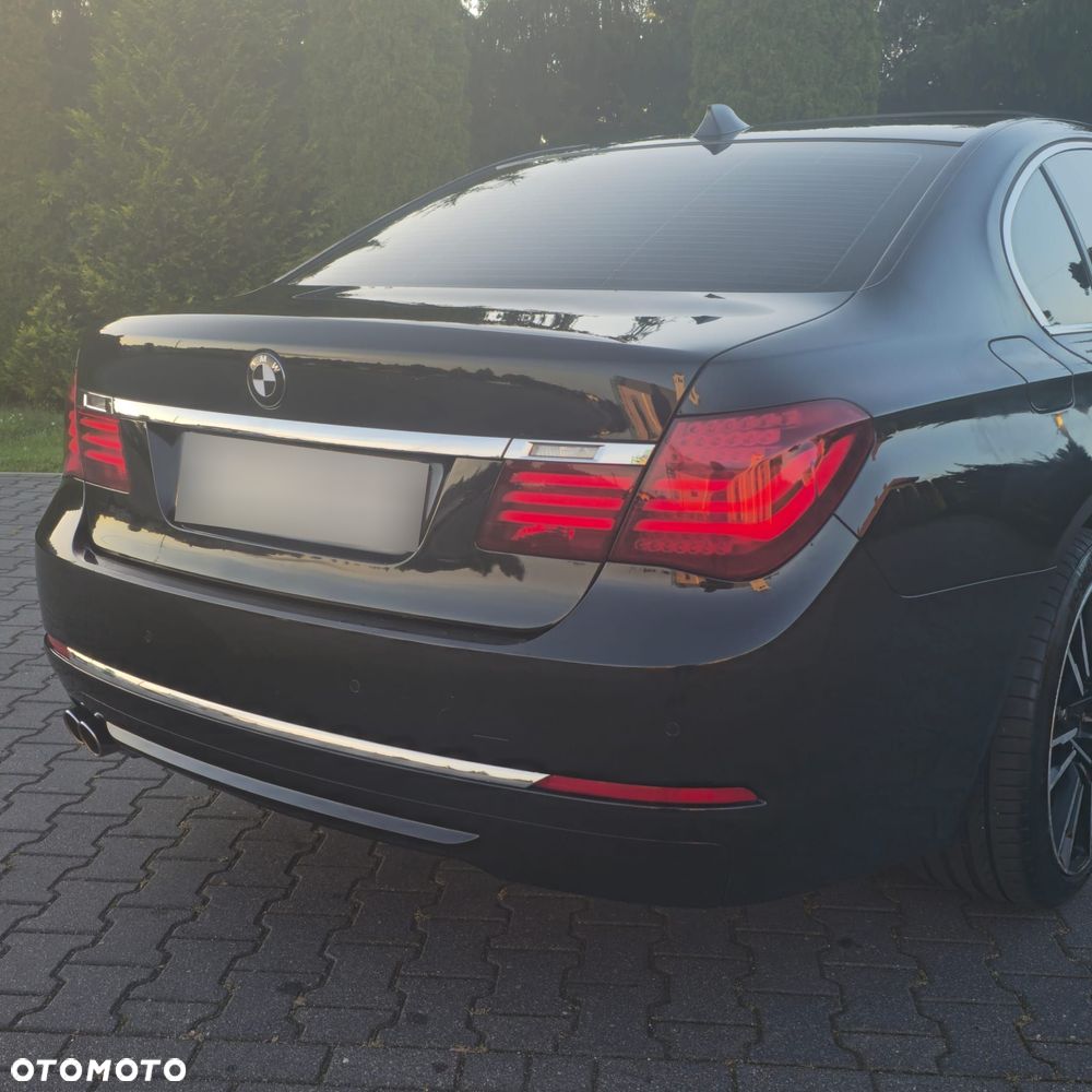 BMW Seria 7 730d xDrive - 18
