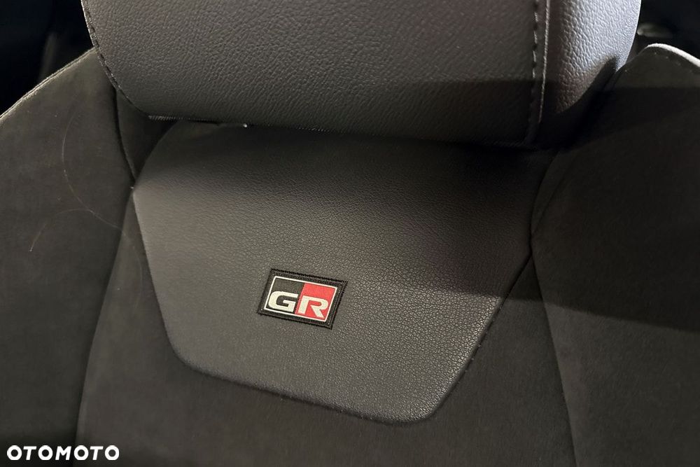 Toyota C-HR 1.8 Hybrid GPF GR Sport - 22