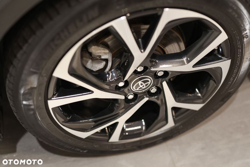 Toyota C-HR - 31