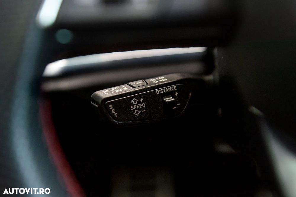 Audi Q3 Sportback 2.0 40 TDI quattro S tronic S Line - 27