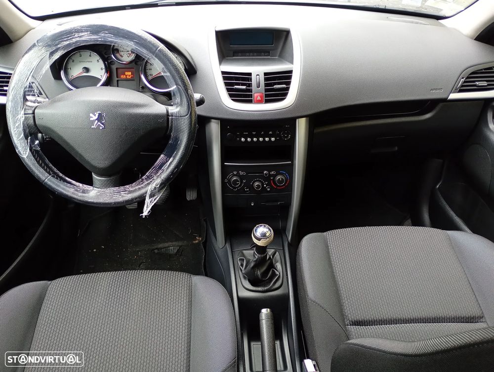 Peugeot 207 SW 1.4 Premium - 16