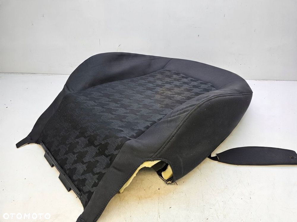 MATA GRZEWCZA FOTELA GÓRA AUDI A3 8V 8V0963557A - 2