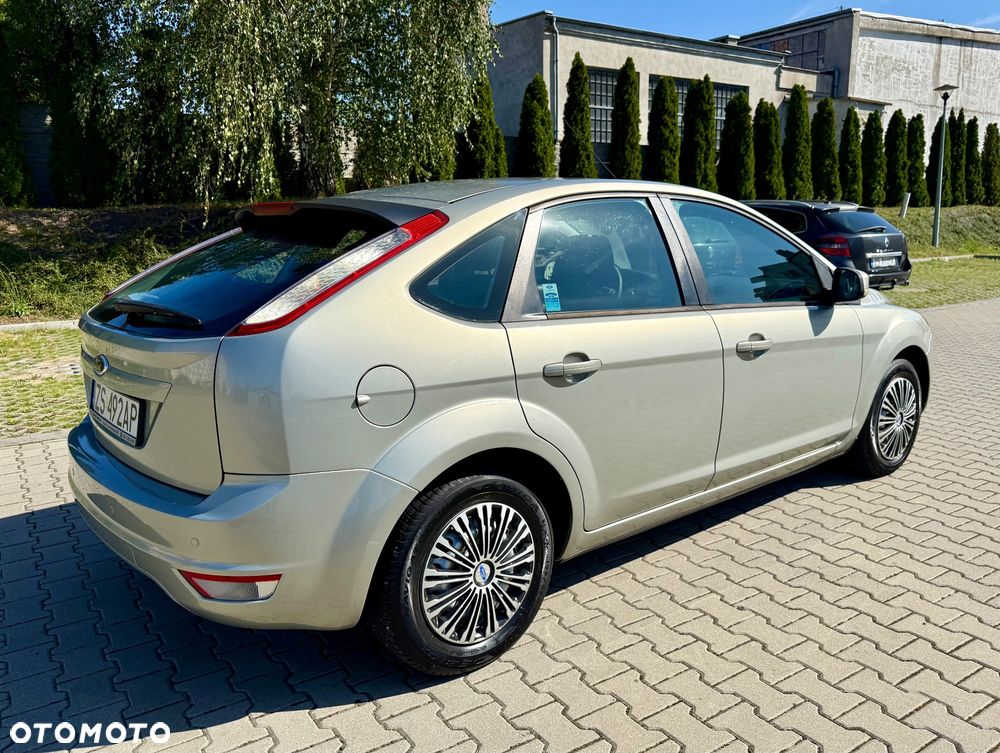 Ford Focus 1.6 Ambiente - 5