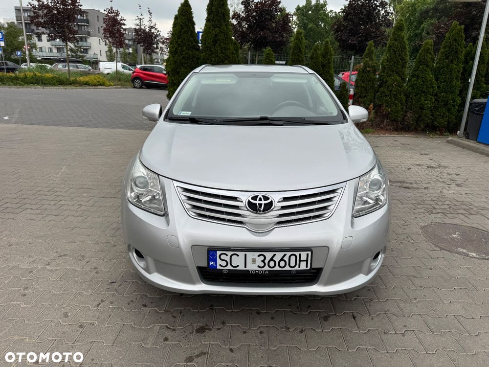 Toyota Avensis 1.8 Luna - 2
