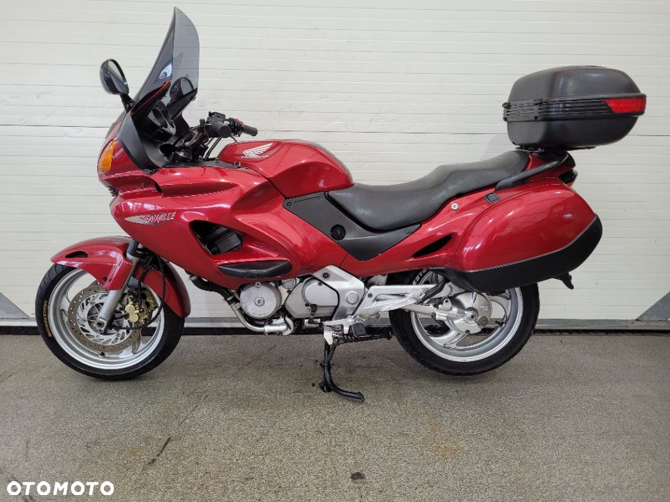 Honda NTV - 4