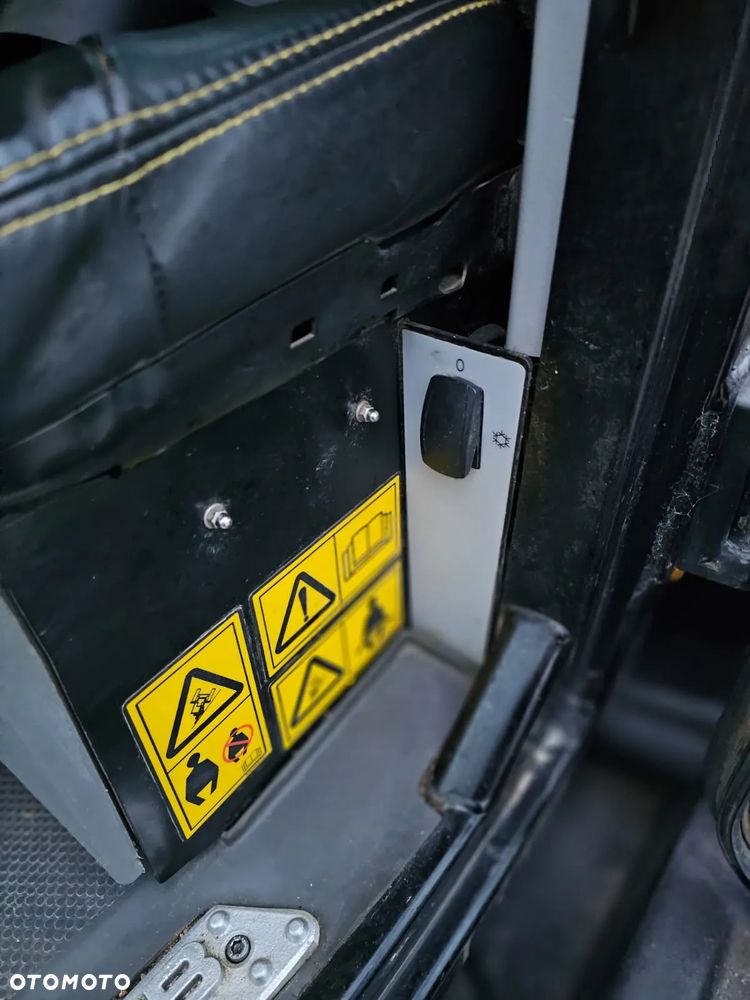 JCB FASTRAC 8330 Beczka 24000l Visini Unigreen - 13