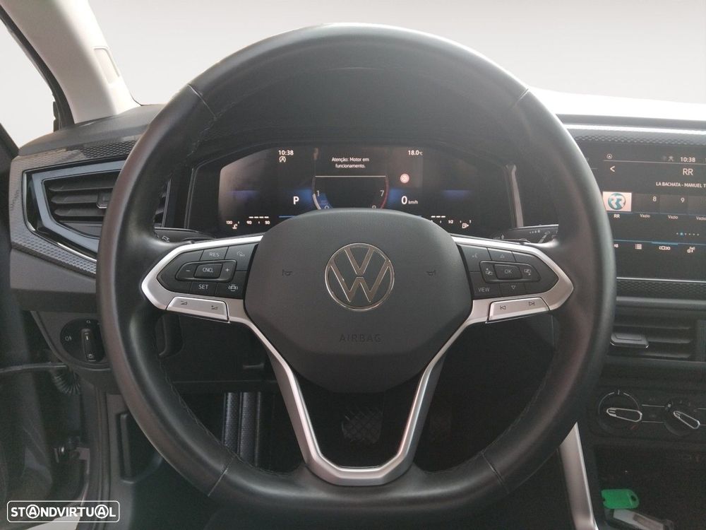 Volkswagen Taigo 1.0 TSI Urban DSG — fotografia 12