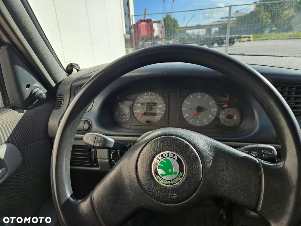 Skoda Felicia 1.3 LXi MPI - 19