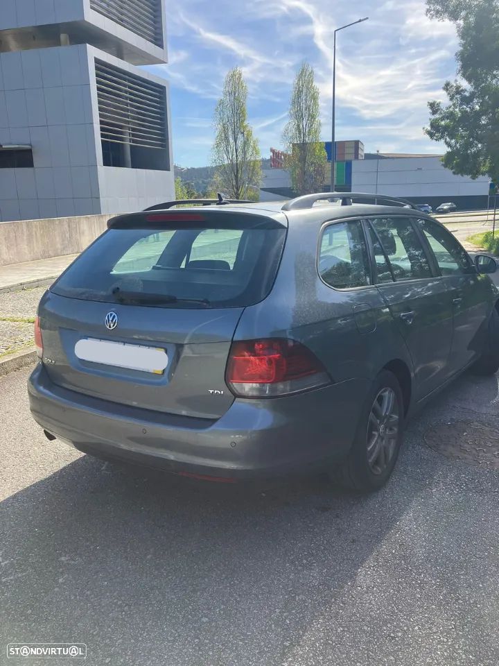 VW Golf Variant 1.6 TDi Confortline - 4