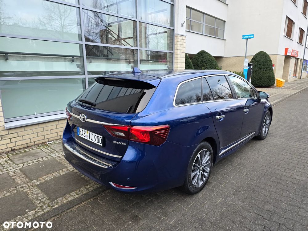 Toyota Avensis - 7