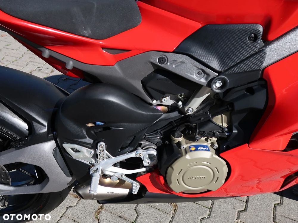 Ducati Panigale V4 - 20