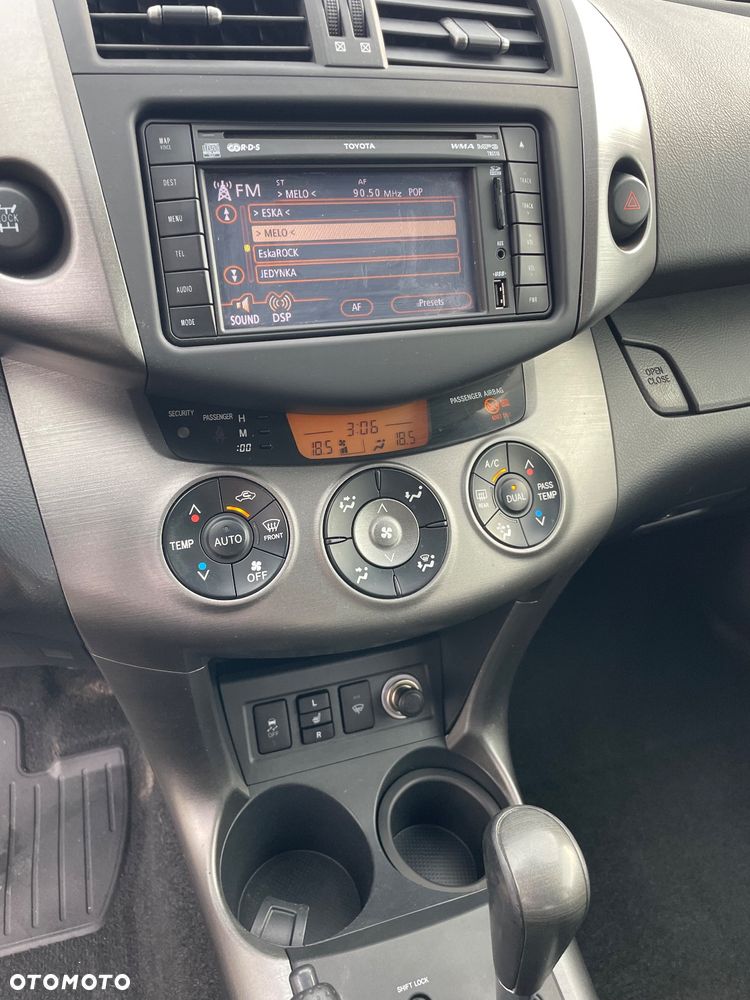 Toyota RAV4 2.0 VVT-i Premium MS - 9