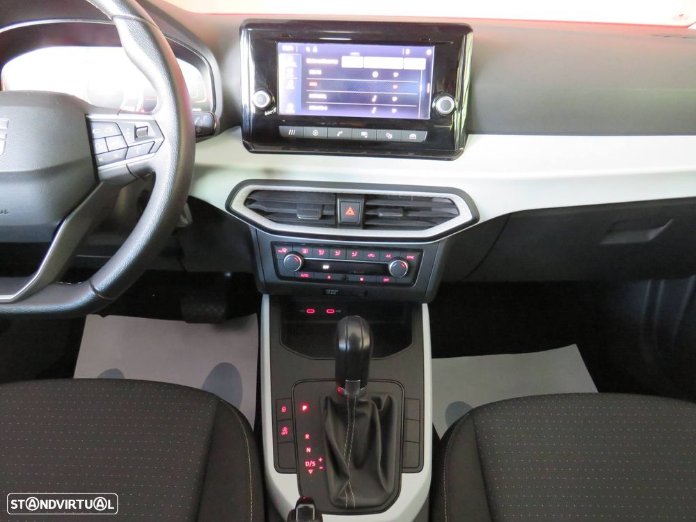 SEAT Arona 1.0 TSI Style DSG - 24