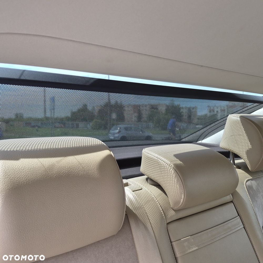 Volkswagen Passat 2.0 TSI Highline DSG - 8