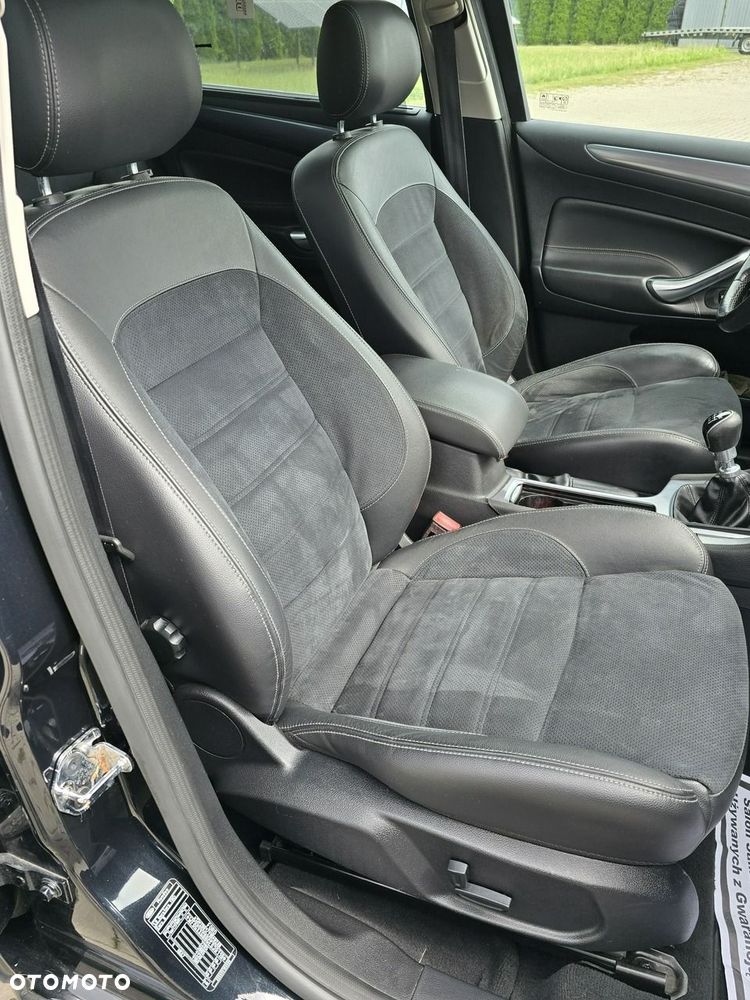 Ford Mondeo - 28