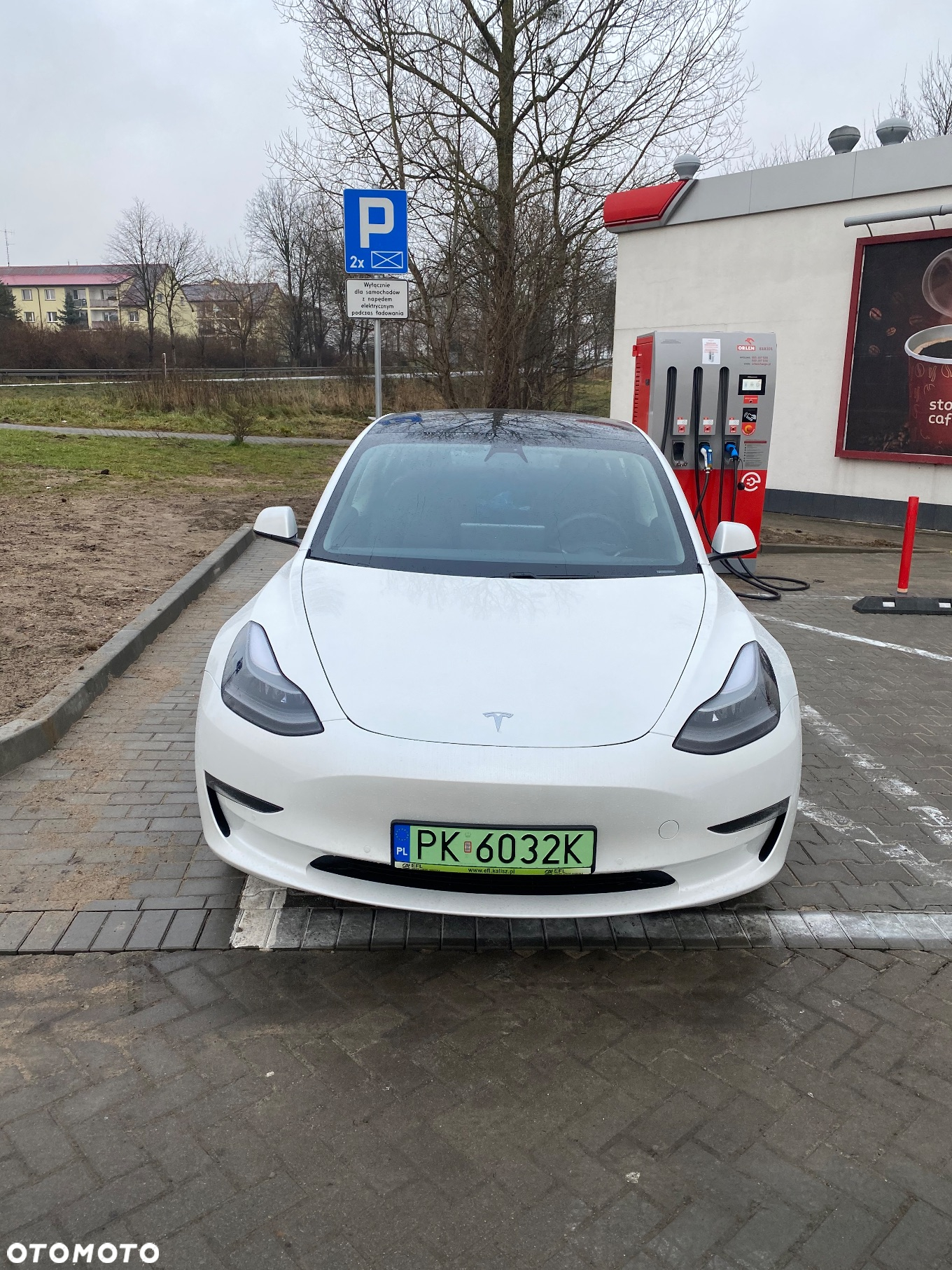 Tesla Model 3 Long Range AWD - 2