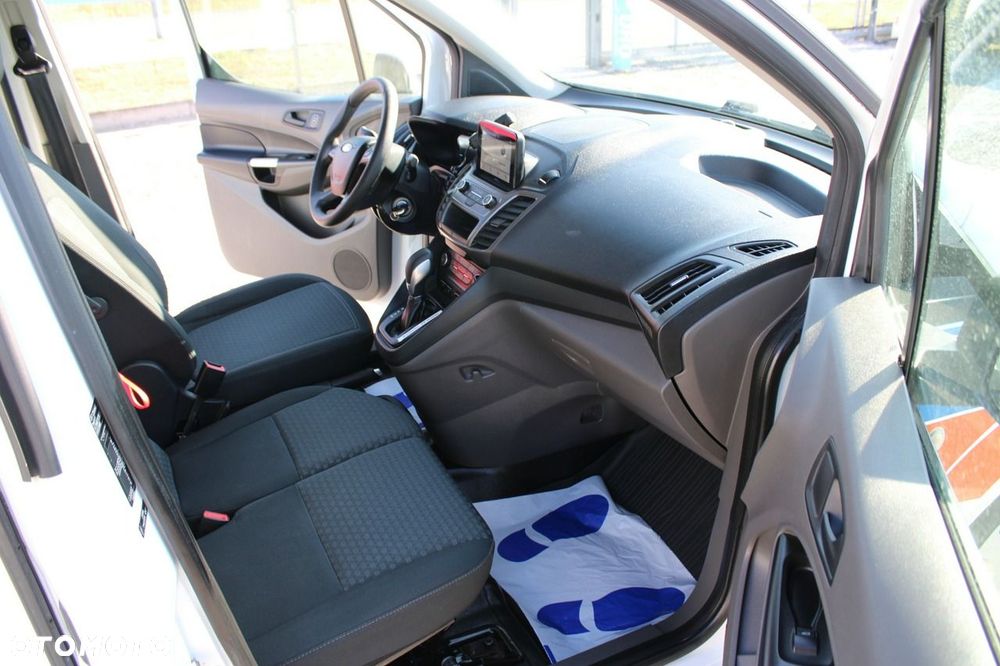 Ford Transit Connect - 31