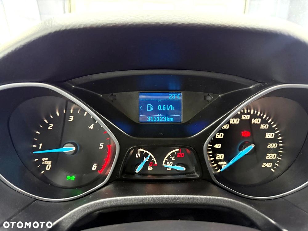 Ford Focus 1.6 TDCi DPF SYNC Edition - 15