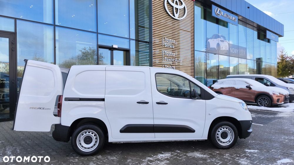 Toyota PROACE CITY - 7