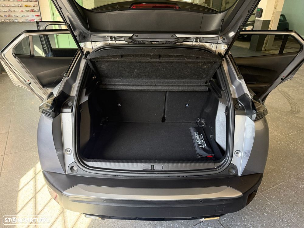 Peugeot 2008 - 13