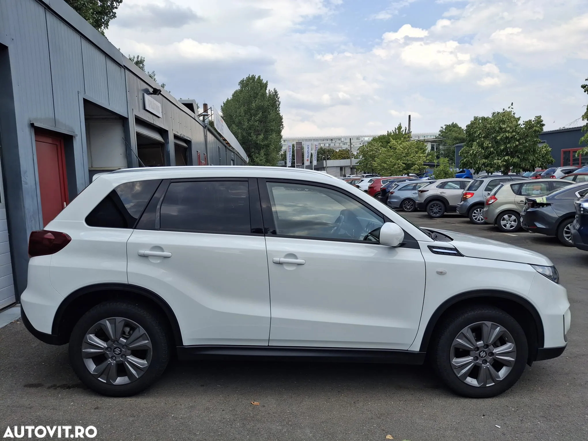 Suzuki Vitara 1.4 Boosterjet MHEV Passion - 3