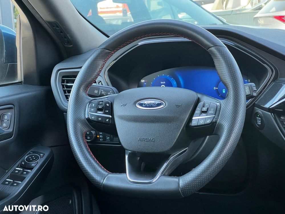 Ford Kuga 2.5 Duratec FHEV ST-LINE - 11