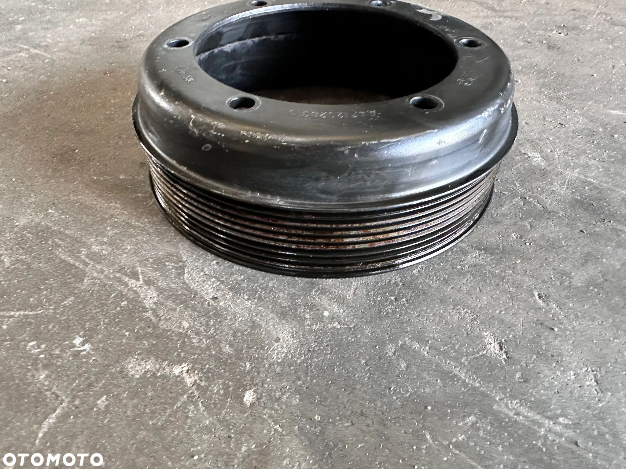 Koło pasowe pompy wody Mercedes Actros MP4 A4712020310 - 1
