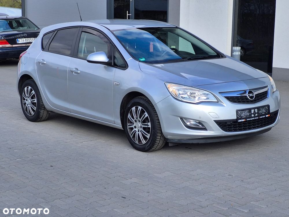 Opel Astra 1.4 Turbo - 2