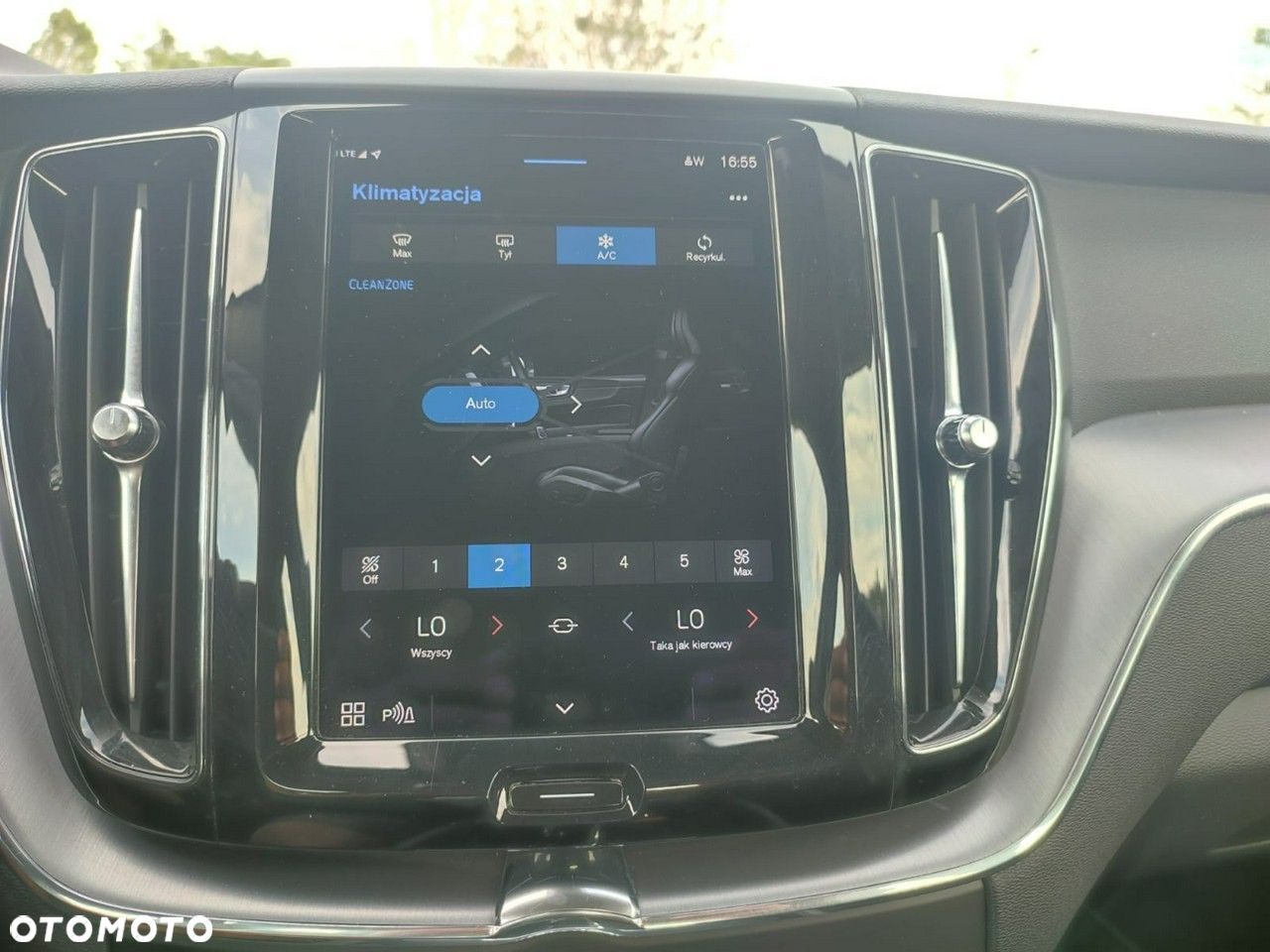 Volvo XC 60 - 22