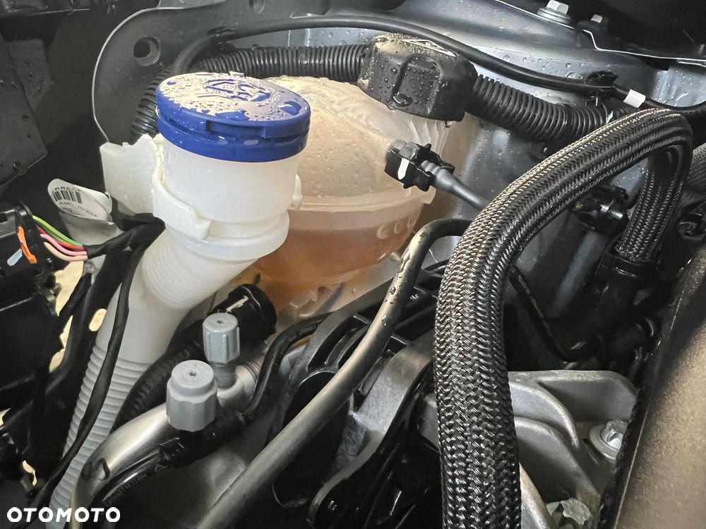 Peugeot 208 1.2 PureTech GT S&S - 12