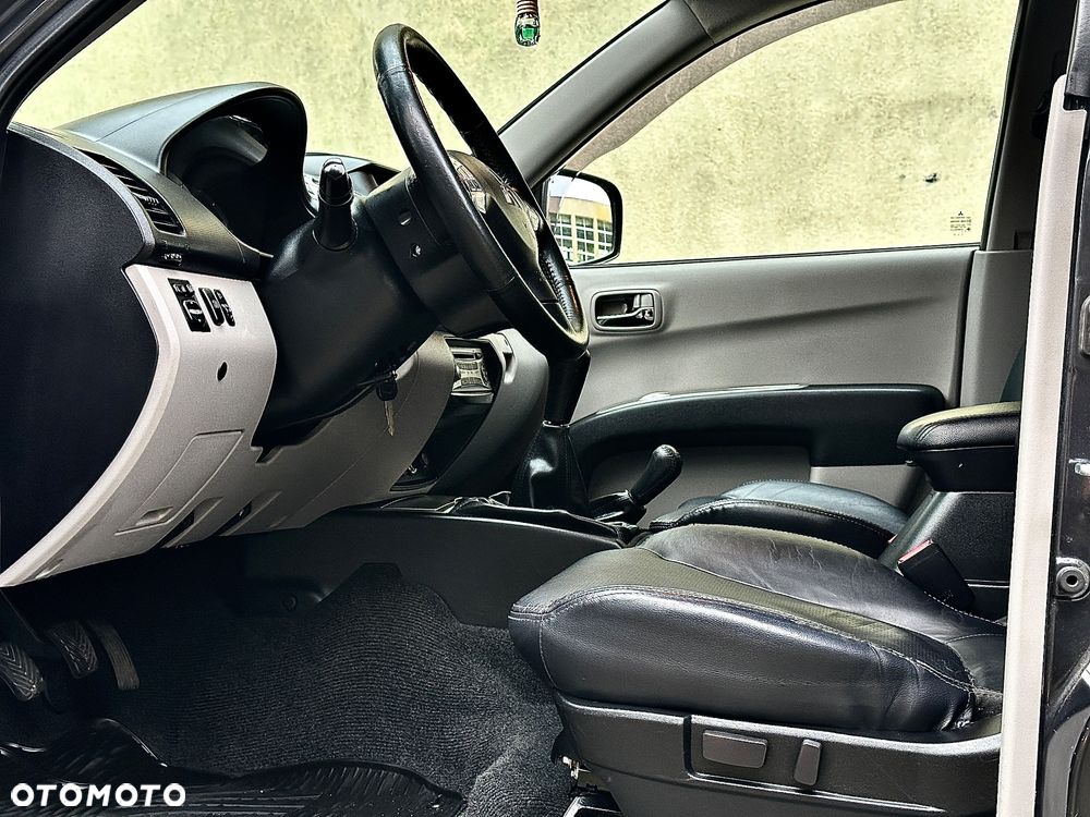 Mitsubishi L200 2.5 DID DC Instyle HP - 39