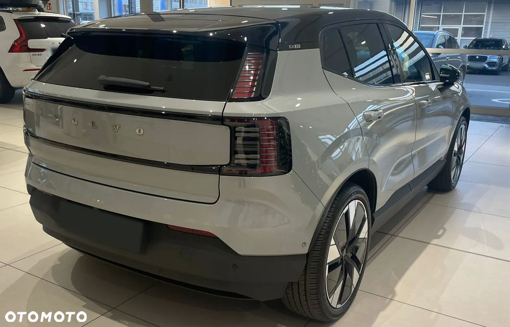 Volvo EX30 Twin Motor Performance AWD Ultra - 2