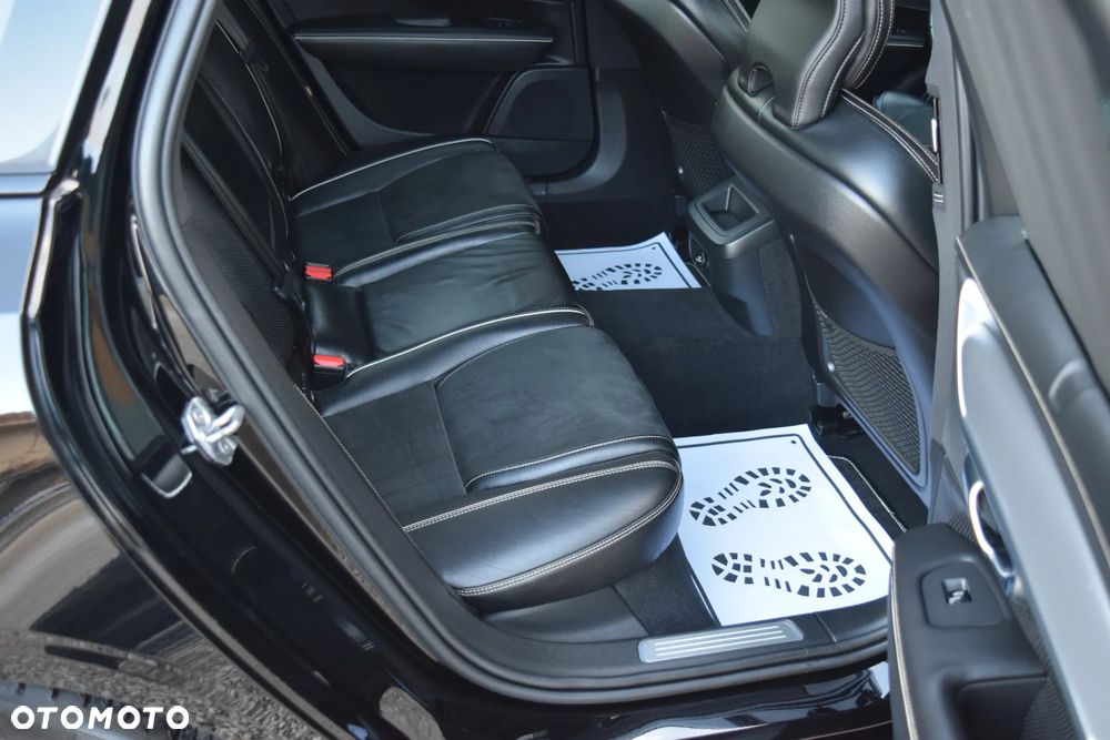 Volvo V90 D4 Geartronic R Design - 38