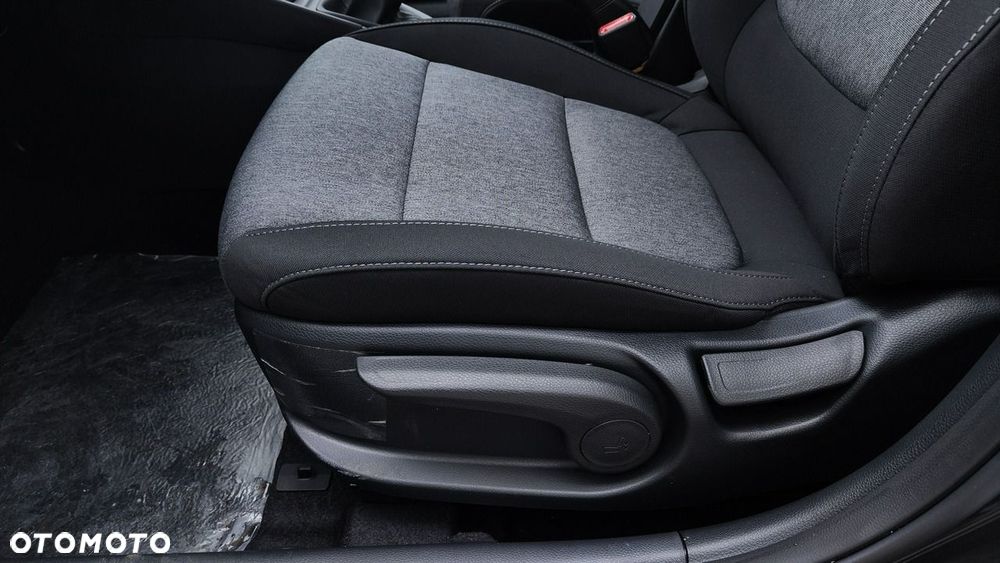 Kia Stonic - 10