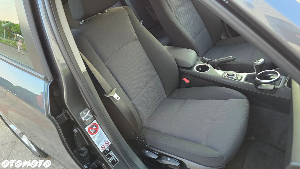 BMW X1 sDrive18i xLine - 24