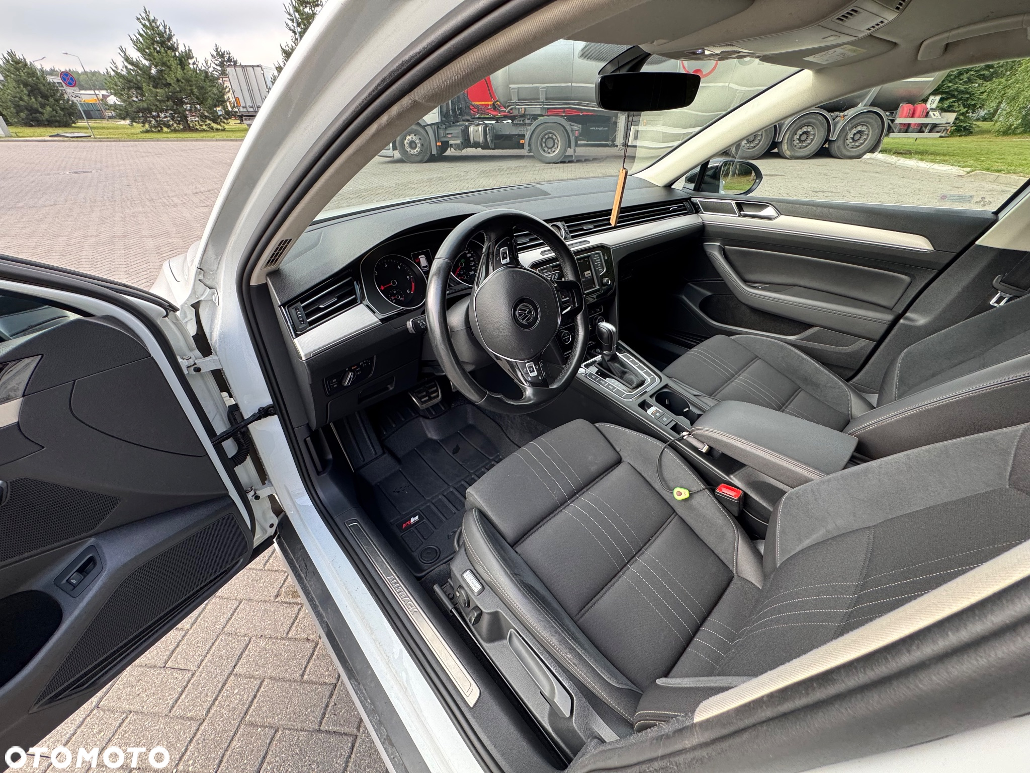Volkswagen Passat Alltrack 2.0 TDI 4Mot DSG - 12