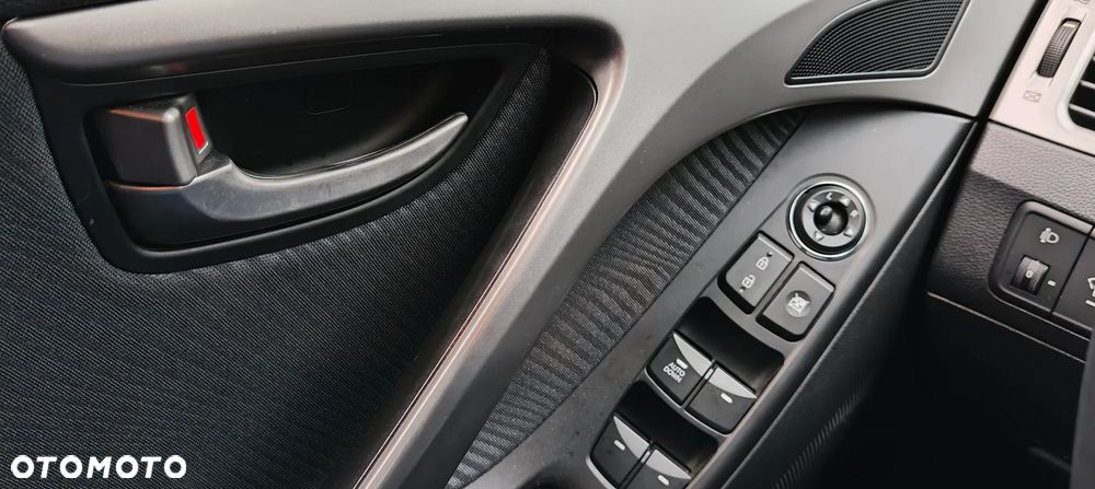 Hyundai Elantra 1.6 Comfort - 14