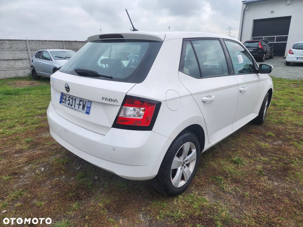 Skoda Fabia 1.4 TDI DSG Style - 4