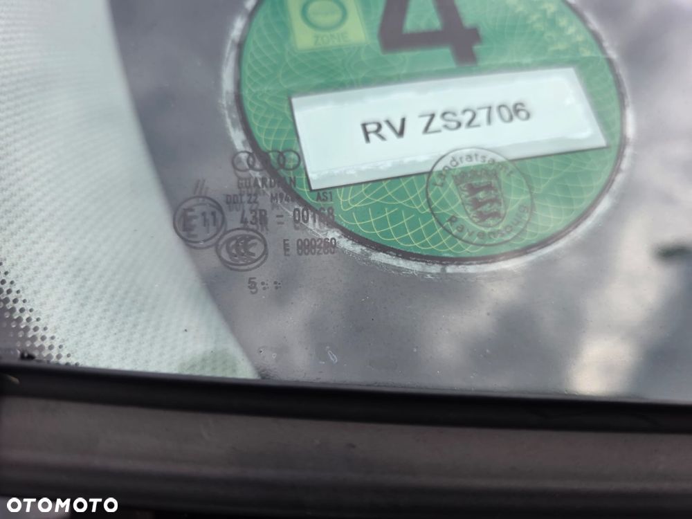 Audi A3 Sportback 2.0 FSI Ambiente - 5